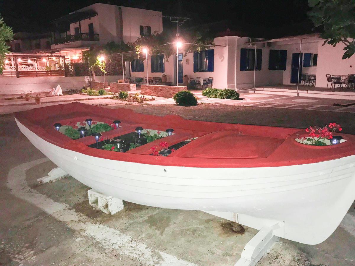 Katerina Beach Rooms Ándros Zewnętrze zdjęcie